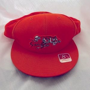NFL Cincinnati Bengals Fitted Cap 8 1/4. NWT